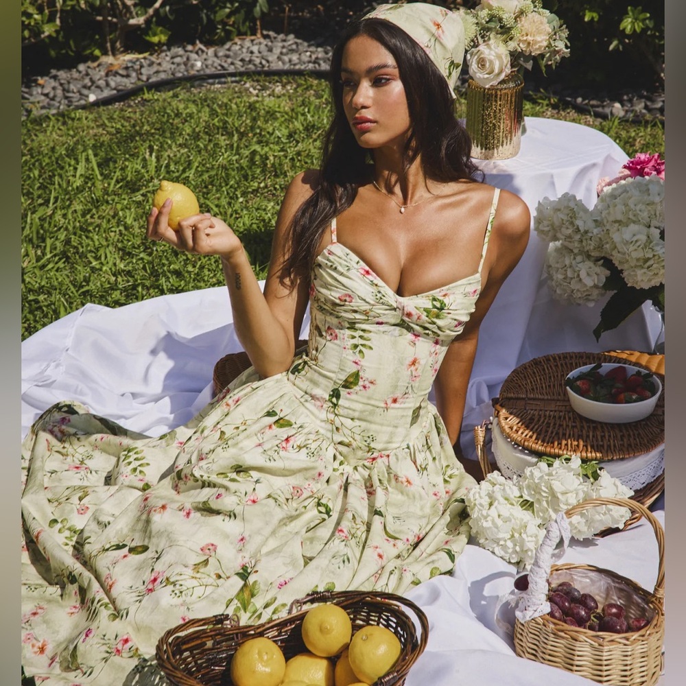 Jacinda Green Floral Print Ruched Breast Linen Midi
Dress
